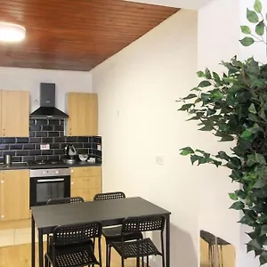  Apartment One Bedroom Centre - Flat 3